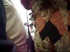 男性の釘付け、脂肪、ガールフレンド、肛門 ...