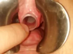 女の子、バイブレーター、それらに人工膣を ...