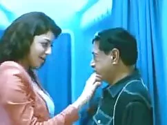 彼らは彼女のお尻に大きなディックがあると ...