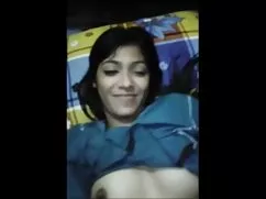 ニューハーフ小さなおっぱい吸うお尻 女性 ...