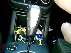 組み立てられたポルノの衣装を身に着けてい ...
